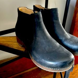 Dansko mule Chelsea boots